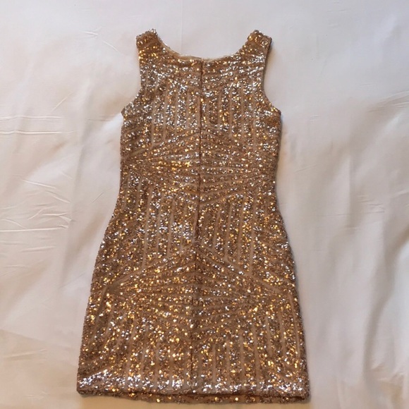 Rose gold body con dress - Picture 2 of 5